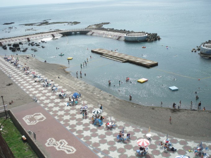 元和台海浜公園の「海のプール」