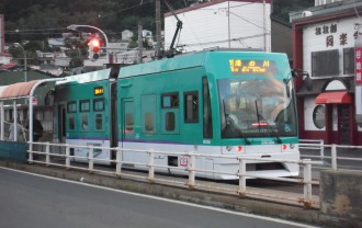 新幹線カラーにデザインされた車両