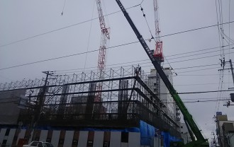 函館駅前の複合商業施設「キラリス函館」の工事現場