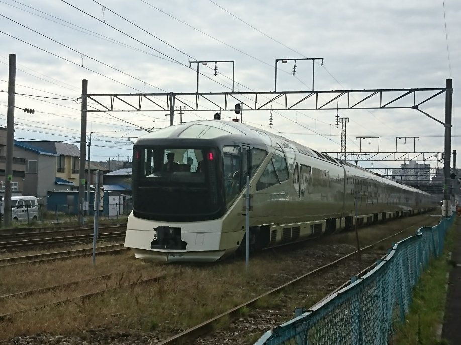TRAIN SUITE四季島 | はこだてHotWeb